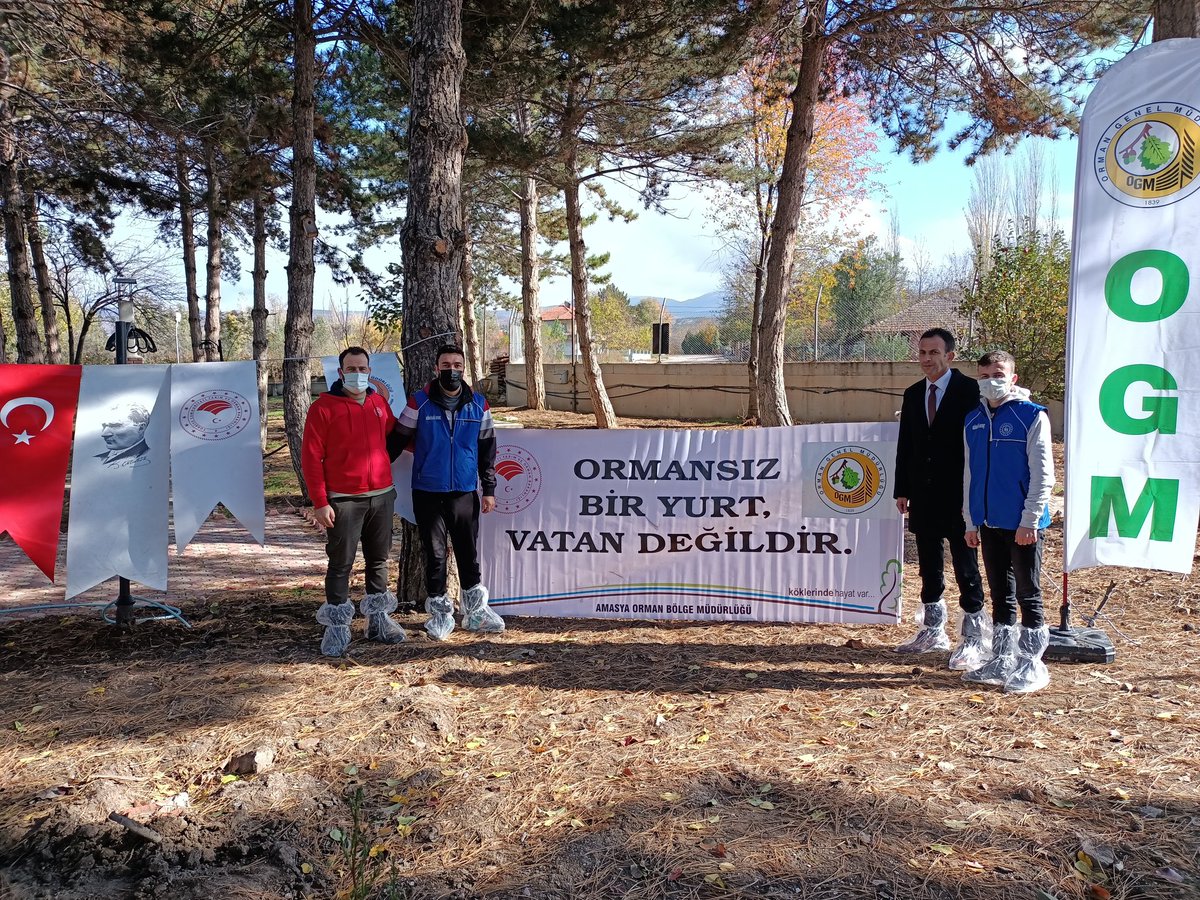 Suluova_GM's tweet photo. @gencliksporbak Suluova Gençlik Merkezi fidan takımı sahada 

Yarına en güzel mirası bırakmak için, #geleceğenefes oluyoruz. https://t.co/0B1auDiV98