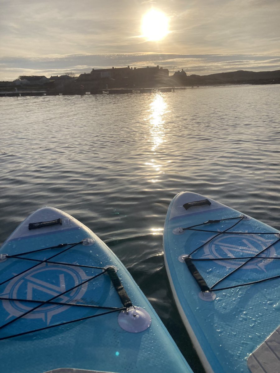 Most mornings these days (weather permitting) you can find @RathlinSeabites & I out on the water before work.
.
.
#morningpaddle #paddleboarding #wintermornings #vitaminsea #goodmorning #islandlife #lifeonrathlin #rathlinisland
