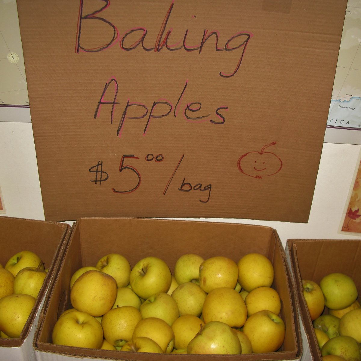 GoodisonCider's tweet photo. Baking Apples $5 per 1/2 Peck Bag!
Sort through these apples and fill a half peck bag for just $5. Good for eating, cooking, and baking.
#GoodisonCiderMill #Apples #BakingApples #CiderMill #MichiganApples https://t.co/KYTyFufHzZ