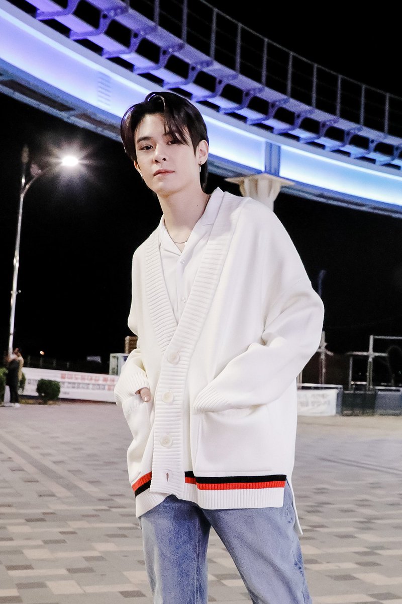 XXJKsnapp's tweet photo. หล่อ หล่อมากกกกกกกก 🥺🥺🥺🥺

#XXSIVK #JackieJackrin https://t.co/2ehHQkaoqQ