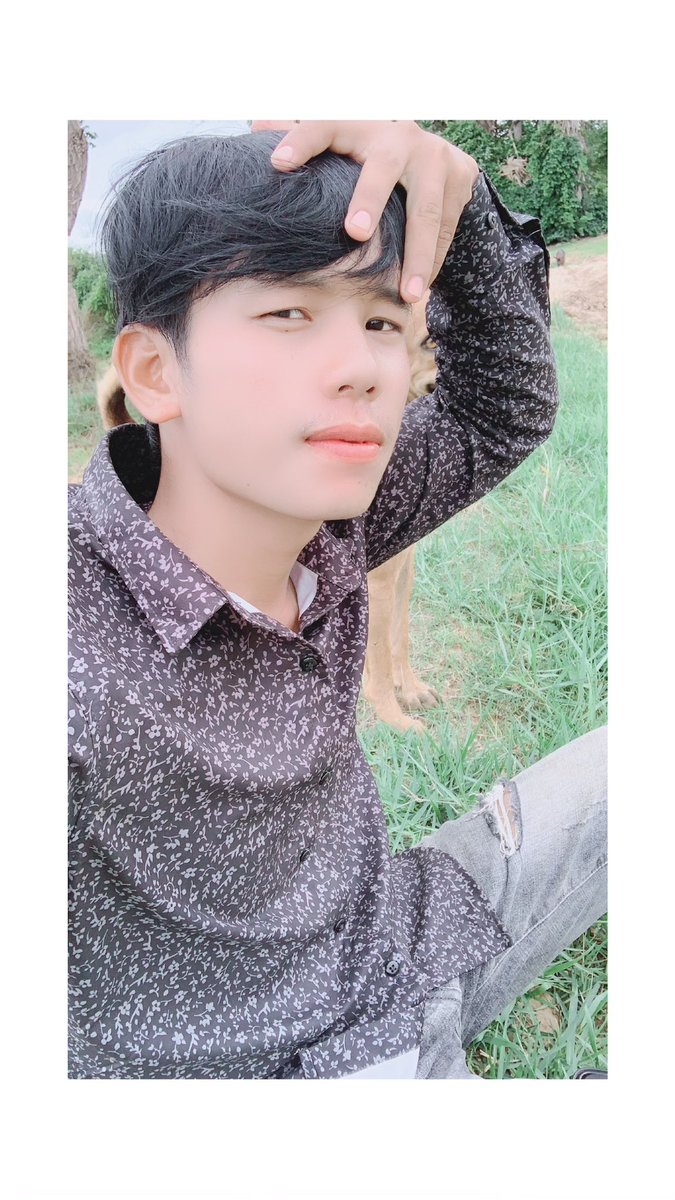 HengChoen's tweet photo. ណាគេស្រុកមោងឬស្សីខេត្ដបាតដំបងខ្លះចេញមុខមក😍🤣🥰 https://t.co/Wu6o3FfJsj