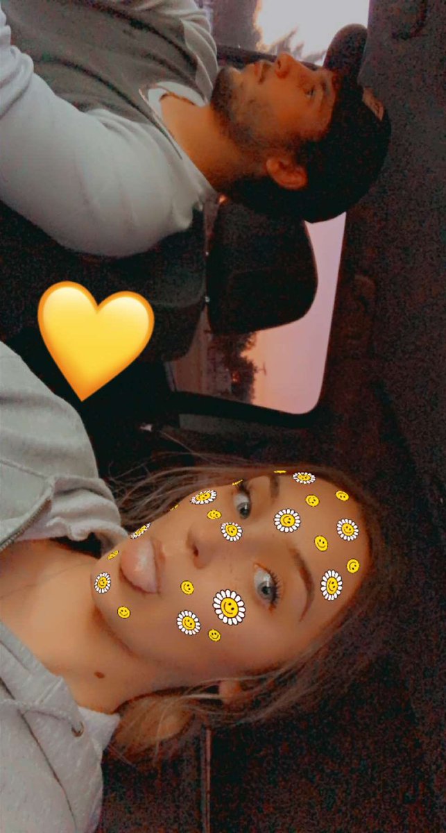 Cute late night Snapchat post 💛