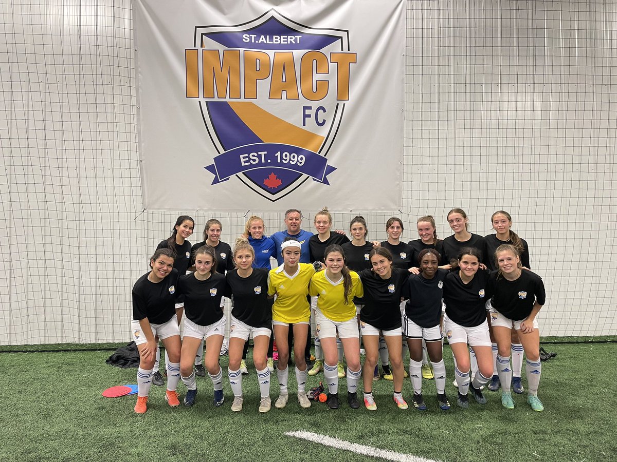 Impact2005Girls's tweet photo. A big thank you to @UBCOHeat Head Coach Craig Smith and GK Molly Race for coming out to lead our practice tonight.  We had the best experience! https://t.co/CCuvcoZObJ