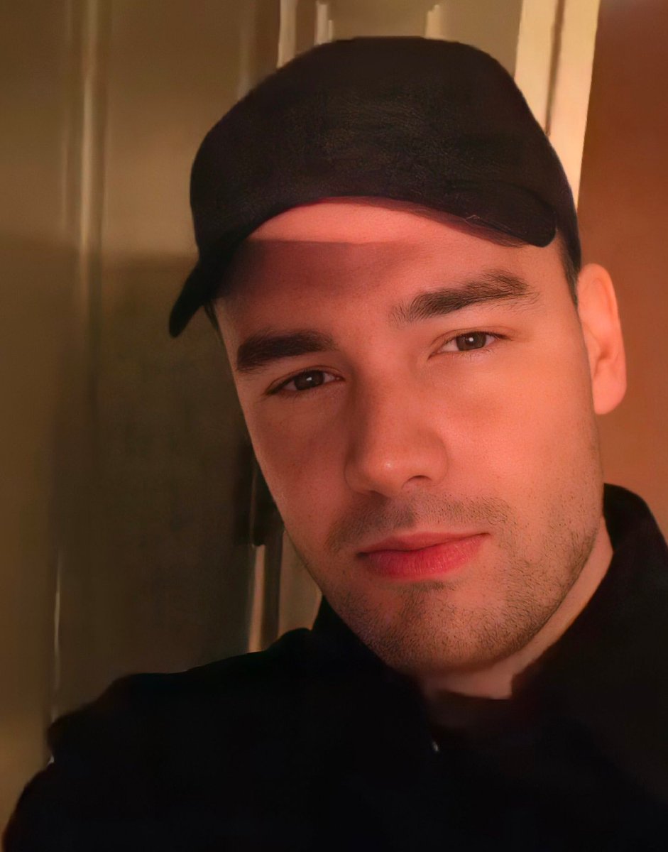 liam_projects's tweet photo. لیام باز داره از چارت خارج میشه پس لطفا تا جایی که میتونید همکاری کنید!
1000 Reply

" Sunshine by Liam Payne. #LiamPayne #Sunshine @LiamPayne " https://t.co/qmcus8Ve12