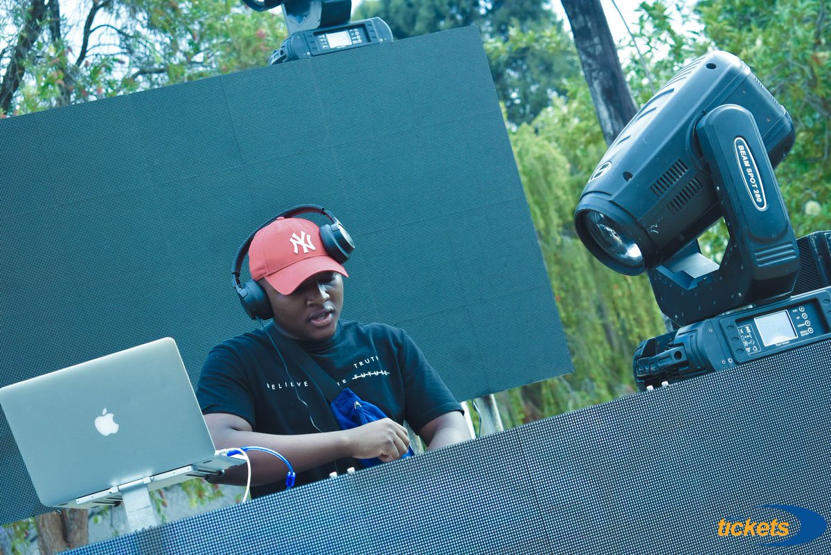 rapid_tickets's tweet photo. with the 🔥🔥 DJs on the block...fiesta fiesta was the place to be https://t.co/bLXB39l27d
