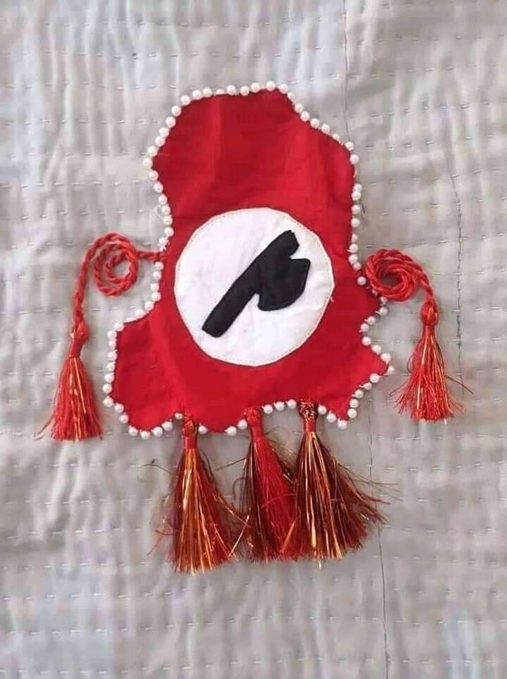 Sadamsind's tweet photo. ستي سيج ھياس، مون کي آھہ اُٿاريو،
جنين جاڳاياس، آئون نہ جيئندي ان ري.
  (لطيف) https://t.co/kqFvP2mNfT