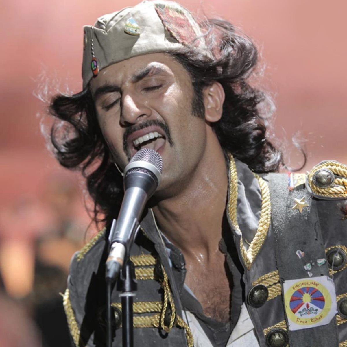 9XJalwa's tweet photo. The Rocking Decade Of Rockstar ! ๐ธ
#Ranbirkapoor #rockstar #decade #milestone #Ranbirkapoor #milestonecards #ImtiazAli #10YearsOfRockstar #9xjalwa https://t.co/0BTSZs1Ny8