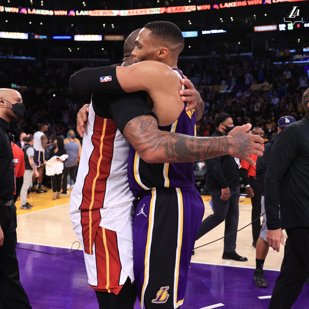 Avery Bradley's heroics lift Lakers to OT win over Raptors