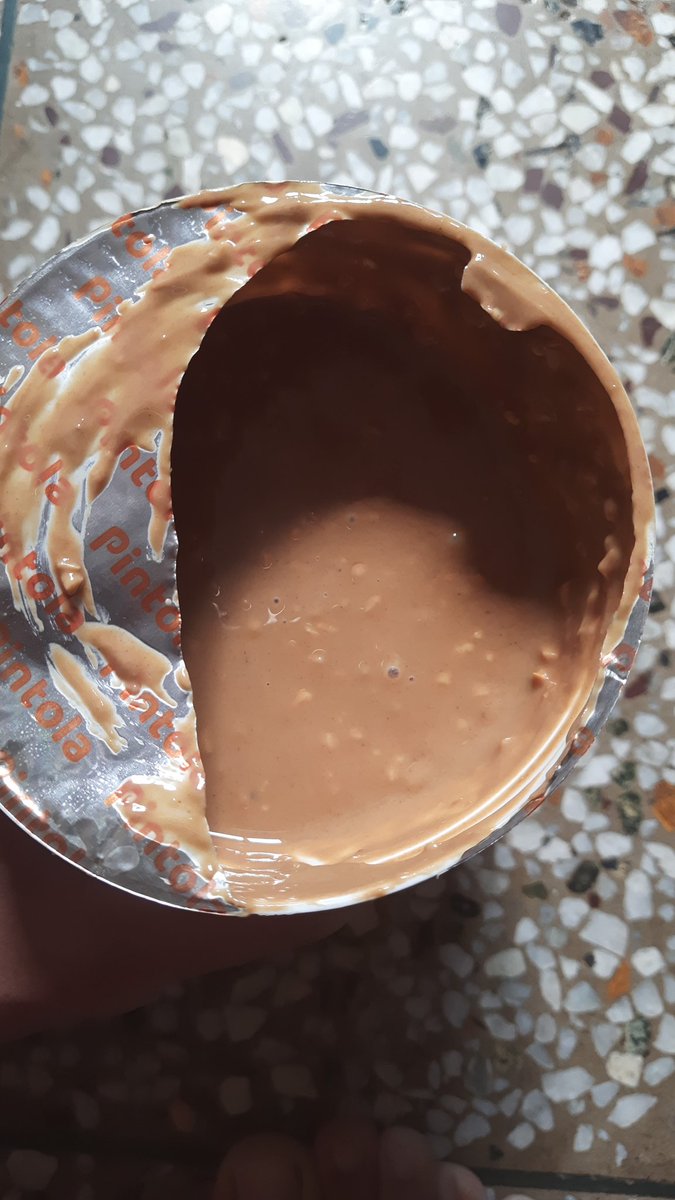 devchoudhary97's tweet photo. @flyingbeast320 Bhai pintola peanut butter me inta difference kaise 
same product hain (Organic jaggery) 
Apka video dek kai he lia tha. https://t.co/ughG2smLCa