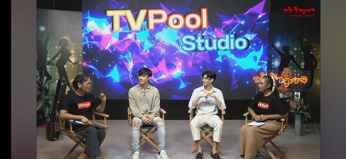มากันแล้วจ้า ใครคิดถึงบูมพีค ไปฟัง2 หนุ่มเขาเม้ามอยกานนน

fb.watch/9csS6AGpJH/

#TVPoolStudioxบูมพีค
#BoomKrittapak <a href="/BoomKrittapak/">Boom Krittapak</a>
#peakpeemapol <a href="/peakpeemapol/">peakpeemapol</a>