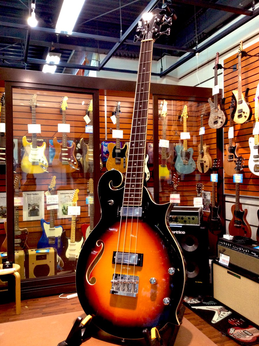 apollonmusic's tweet photo. 【新潟店】＃ベースの日　＃ちょっと面白いベース　をどうぞ！
#WingInstruments #BohemianGuitars #EastwoodGuitars https://t.co/Y6awQHoPrD