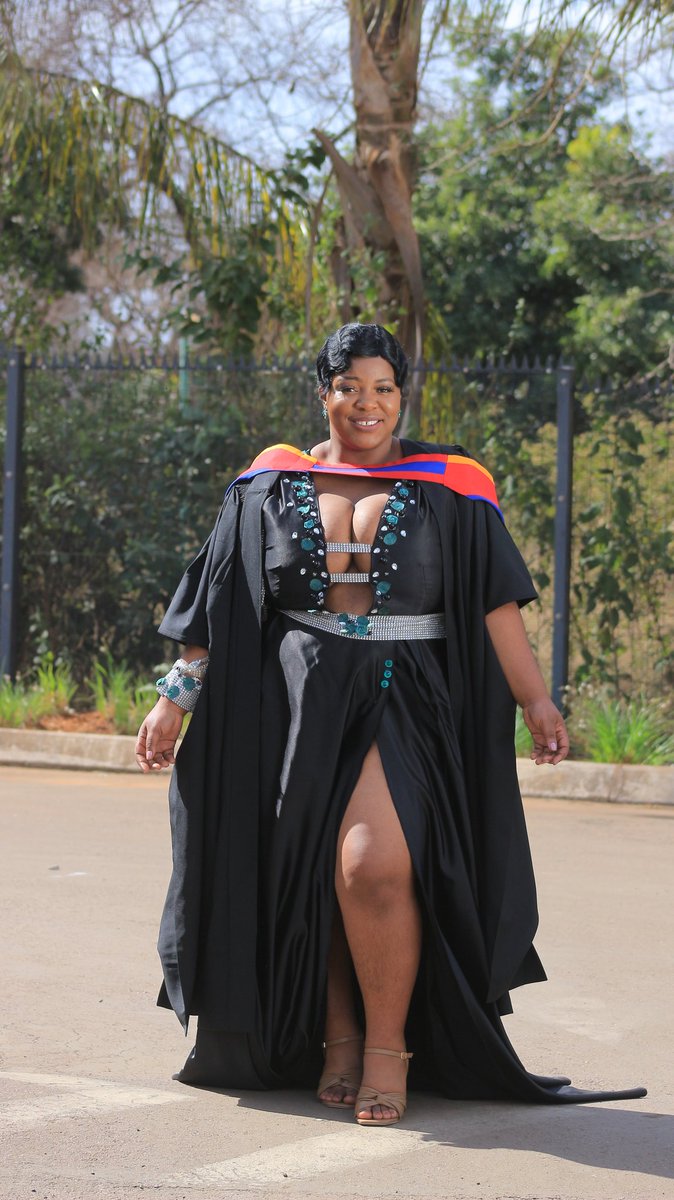 ThelmaMashola's tweet photo. " you can't wear that dress its too revealing "

I gave 4 years of my life to getting this degree, i will look however I want. https://t.co/xRIKSYT59w
