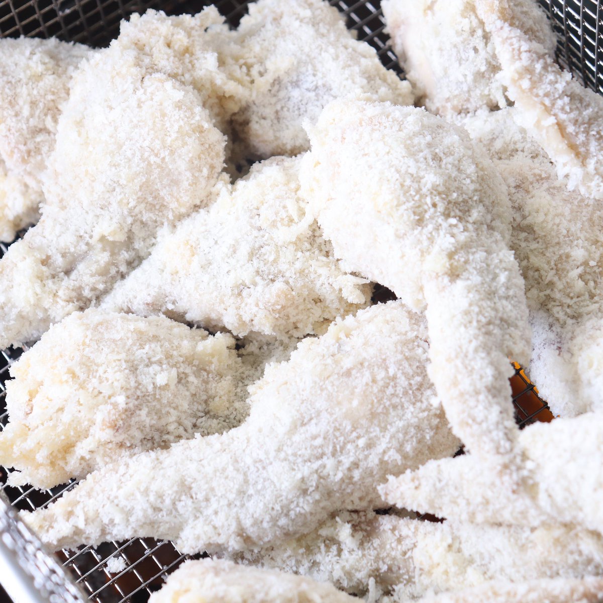 pikulhamkitchen's tweet photo. บอกโปรวันนี้ เที่ยงวัน - เที่ยงคืน รับ 11.11

ปีกไก่ยัดไส้แบบแช่เย็นลด 11% 
เหลือ 15 ชิ้น 311 บาท (น้ำห��ัก 1.4-1.5 กก.)
แถมน้ำจิ้มไก่พร้อมทานค่า https://t.co/kufMCr96QE