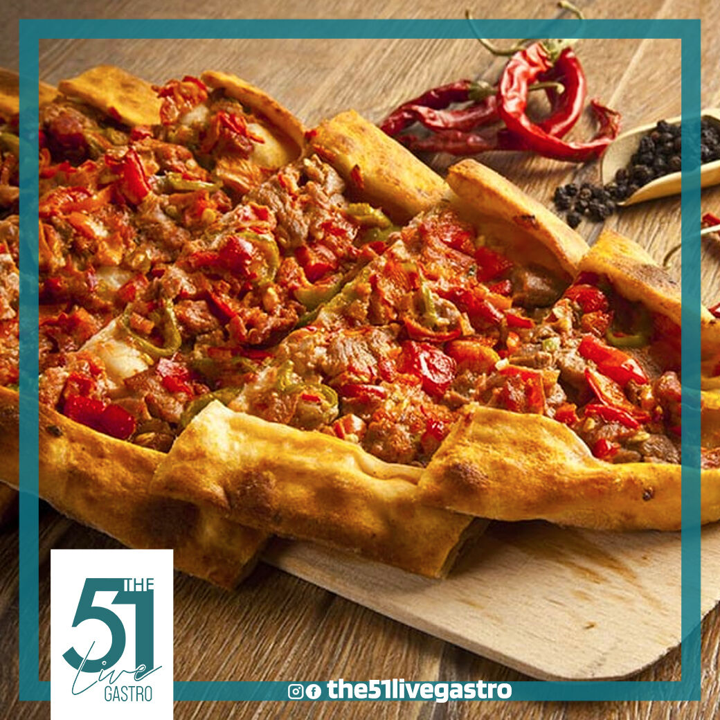 ChezPapaBangkok's tweet photo. Curvy, golden, crispy, and light-as-a-feather Turkish pides are the highlights of any day.
Stay tuned for #TurkishPide Day coming your way this November.
The ultimate combo of #cheese, meat, veggies, herbs, and soft bread awaits you here
Book: 09 8870 7051
Line Official: https://t.co/mCON86tHOf