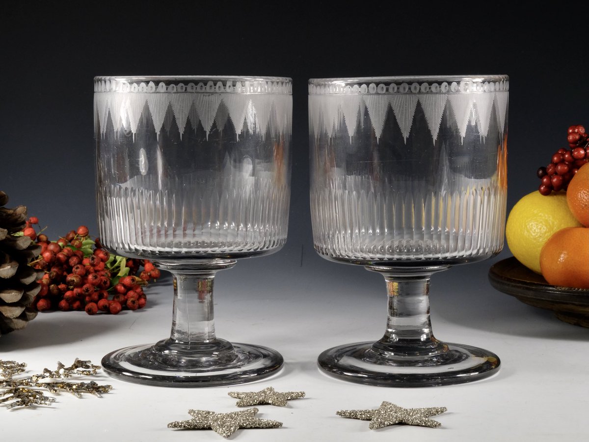 MarrisRobert's tweet photo. Antique glass - Large pair of goblets Irish c1820
#antiqueirishglass #antiqueglass #irishglass #irish #19thcenturyglass #wineantiques #rummers #forsale #marrisantiques https://t.co/CksOuv4EPL