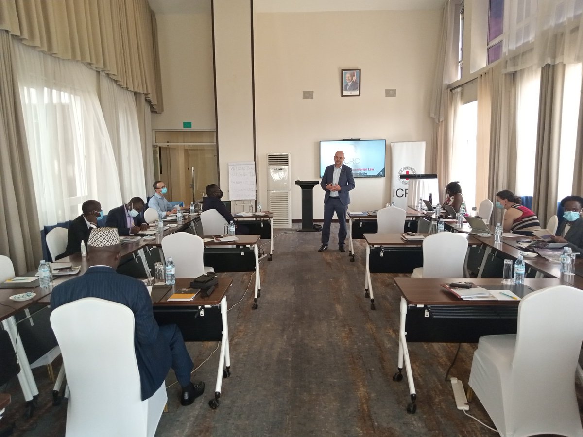 ICRCUganda's tweet photo. The International Humanitarian #Law (IHL) #AcademicRoundtable is on in #Kampala. We are addressing issues including, the role of academics in the promotion &amp; implementation of the laws of conflict  and African Customs in IHL. https://t.co/KkPZq2bLIL