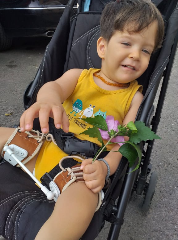 Ako ste u mogucnosti 856 na 3030 za Ilijin oporavak.Molim vas podelite.
856 na 3030 za Iliju