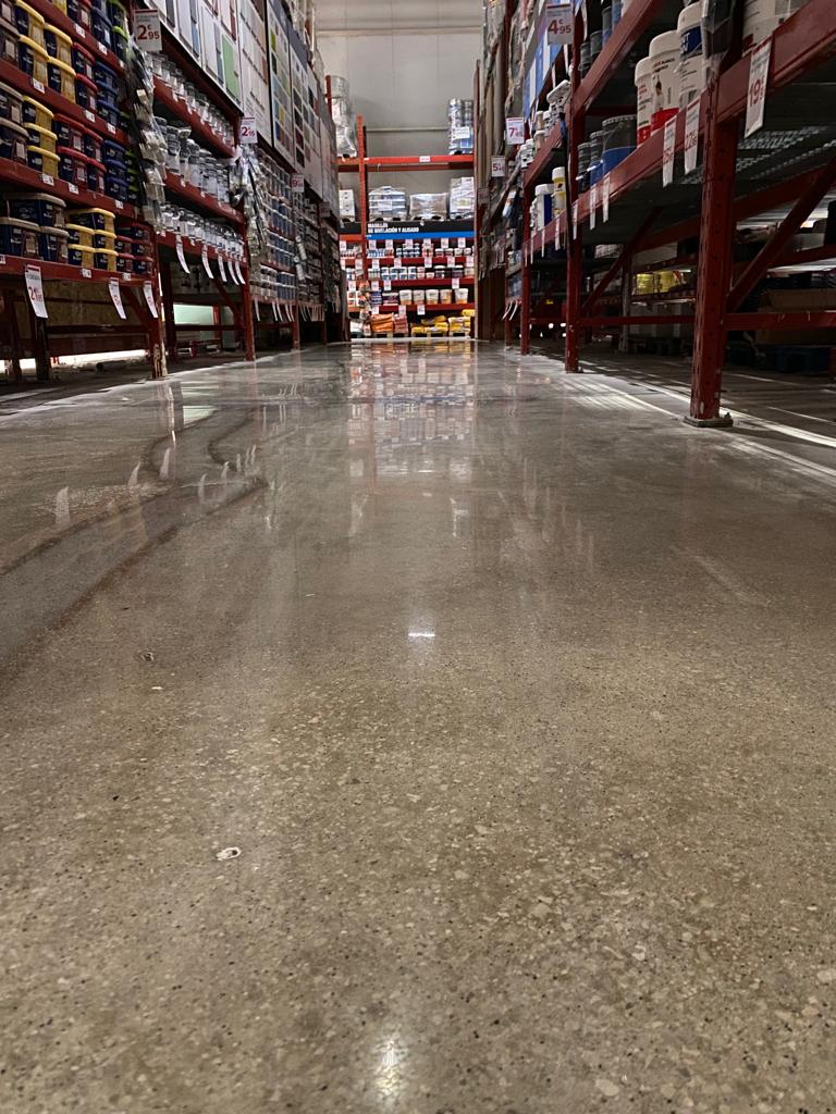JUORDI's tweet photo. Recuperación de pavimento realizada esta noche por nuestro equipo de @PermaneoEs.
Sistema #drt hard #dustfree 
Aplicación de #rinol #densiplus y #performanceplus https://t.co/t0sWlhinmj