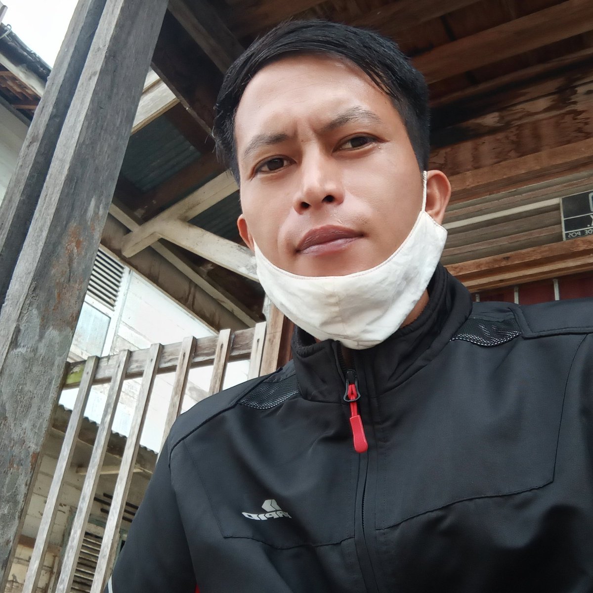 putrake67191886's tweet photo. #FotoProfilBaru https://t.co/8dmzi5PXht