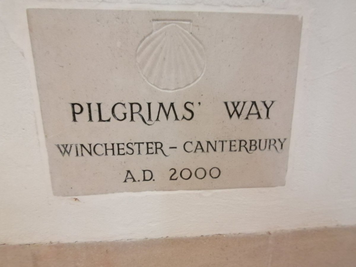 TimmyMallett's tweet image. Thanks for the warm dry welcome @GuildCath cycling #PilgrimsWay

Love the Sputnik kneelers!