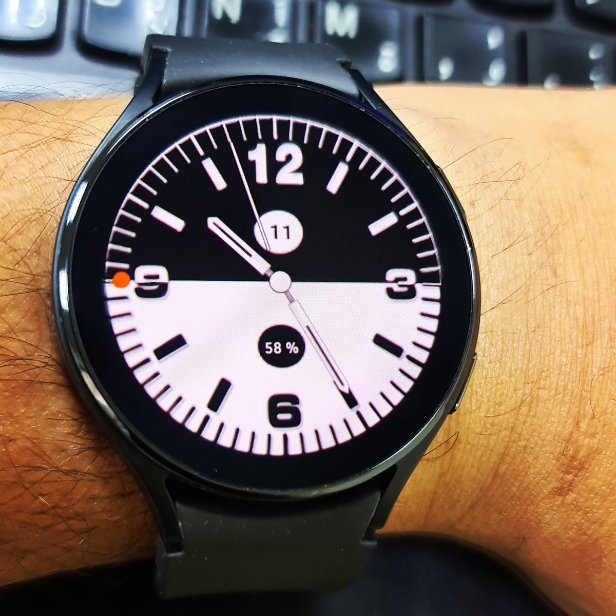 RoxWatchDesign's tweet image. ROX MM052 Black &amp;amp; White Face dial

Galaxy Store: apps.samsung.com/gear/appDetail…

Play Store : play.google.com/store/apps/det…

#galaxywatch #samsunggear #Withgalaxy #Samsungwatch