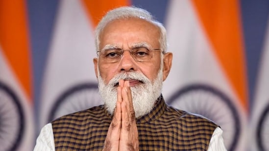 TechMoneytech15's tweet image. inbooksss.com
PM Modi was the first prime minister to acheive corona virus
To vaccine 1000000 over one last night
