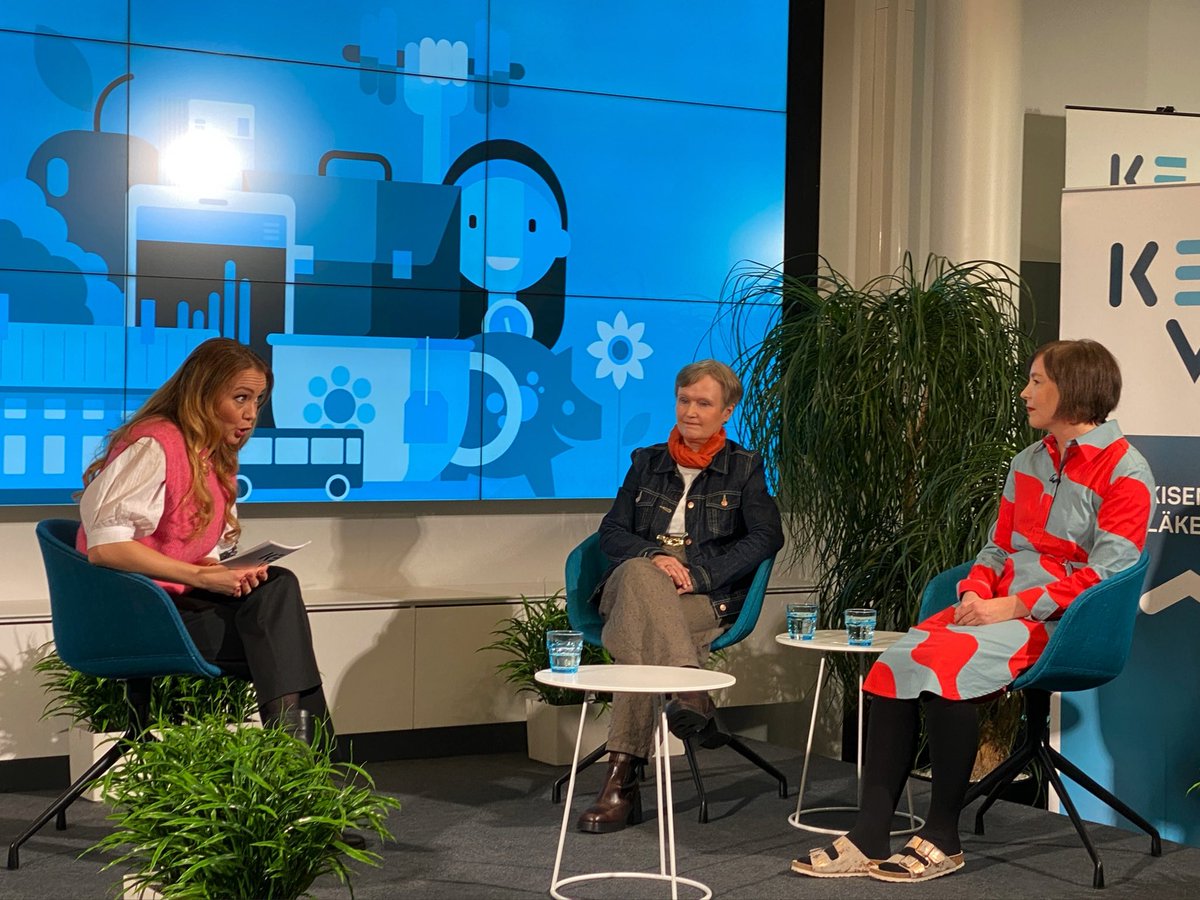 Voisiko hyvä johtajuus olla entistä suurempi vetovoimatekijä työvoiman rekrytoinnissa? 

Voisi. Osaajapulan vaivaamilla työmarkkinoilla hyvin johdetut organisaatiot tuleva varmasti erottumaan ja hyvä työntekijäkokemus kuuluu ja näkyy myös organisaation ulkopuolelle.

 #kevatalk