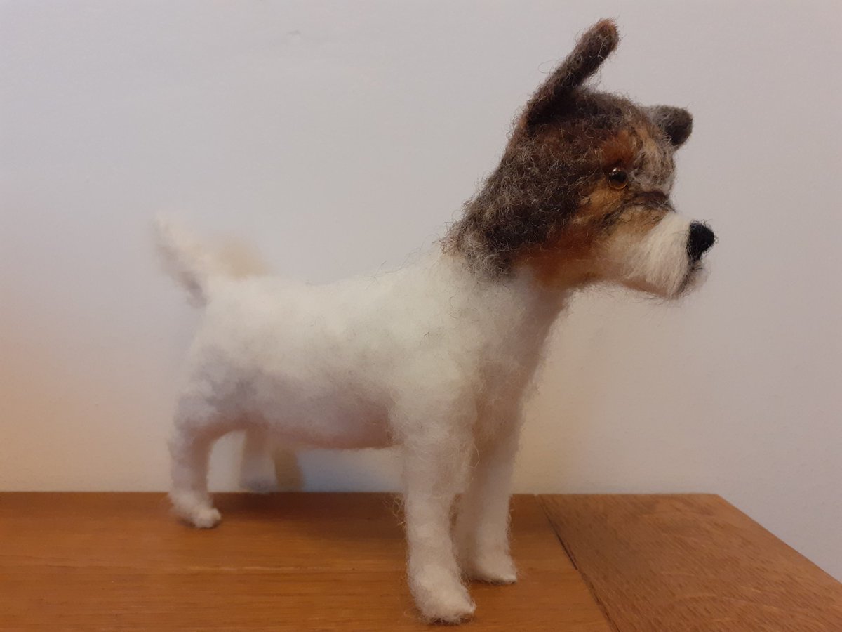 DobsonBruce's tweet photo. Just completed this commissed needle felted wool replica made up from clients photos to capture all distinguishing markings and features.
#commissionsopen #commissions #midels #felting #wool #OOAK #Collectible #gift #pets #dogs #dogsoftwitter #jackrussels https://t.co/O1kxQJwpz2