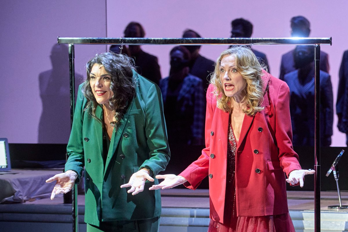 TeatrosCanal's tweet photo. 🎶 Las horas vacías, de @RicardoLlorca1

Este fin de semana...¡última oportunidad para disfrutar de esta ópera en la Sala Verde de los #TeatrosdelCanal!

🗓️ 12, 13 y 14 de noviembre
🎟️ https://t.co/C0OnvoyEoq
 @Teatro_Real @highcmusic @BlancaLiOficial 

📷Pablo Lorente https://t.co/Z0WktZ0WKc