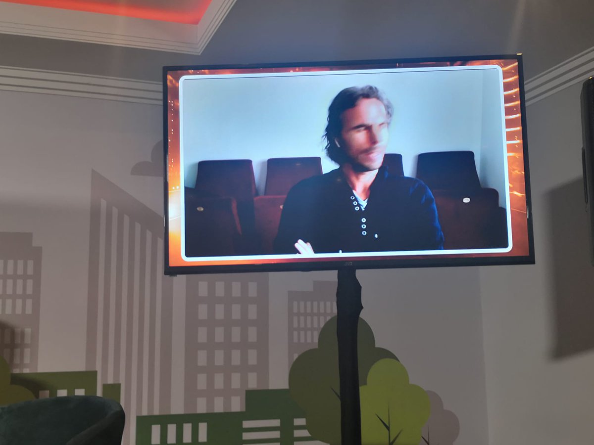 Todays fireside chat participants <a href="/rickklooster/">Rick Klooster</a> Calayde Davey and Christopher du Plessis talk about the tangible examples of digital twins in cities. <a href="/cocreateSANL/">cocreateSANL🇳🇱🇿🇦</a> 

#CoCreateMYCITY #digitaltwins #assetmanagement #HatfieldDigitalTwinCityInitiative