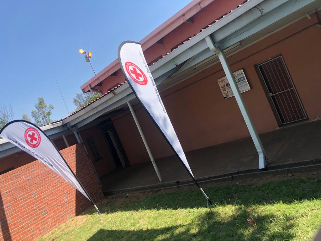 MasingaBhekani's tweet photo. @SARCS_kzn Briefing on the cash voucher transfer at Madadeni, Newcastle. This strategy would assist the community and also local businesses https://t.co/TKxjvnz4QS