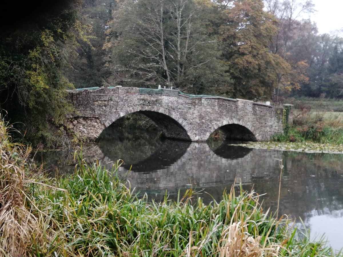 TimmyMallett's tweet image. Do I get a Christmas pie  pedalling Farnham - Guildford?! #ChristmasPieRoute #pilgrimsway