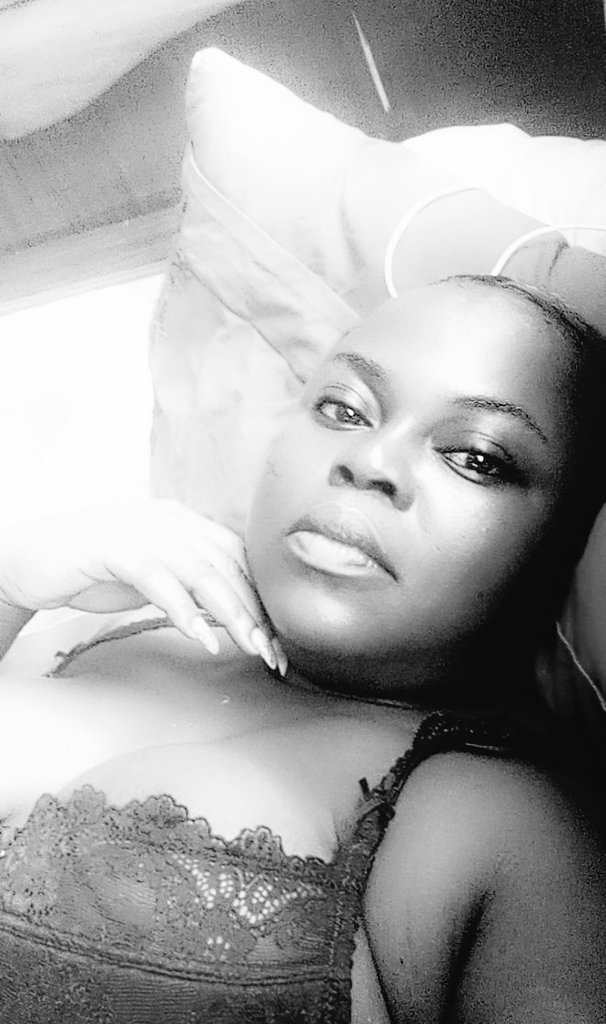 DwabenYaa's tweet photo. 14 days to ma birthday...awaiting parcel...surprise party 🥳won't be bad https://t.co/vb43gobWld