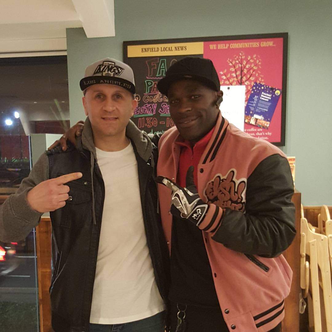 Pinky_Pinkos's tweet photo. The business meeting that changed my life ๐๐ฟ๐๐ฟ๐ค๐ค #AndyL #IceCreamRecords ๐ฆ #Beat1 #ThrowBackThursday @icecreamrecords X @beat1uk https://t.co/nkolLEHSb5