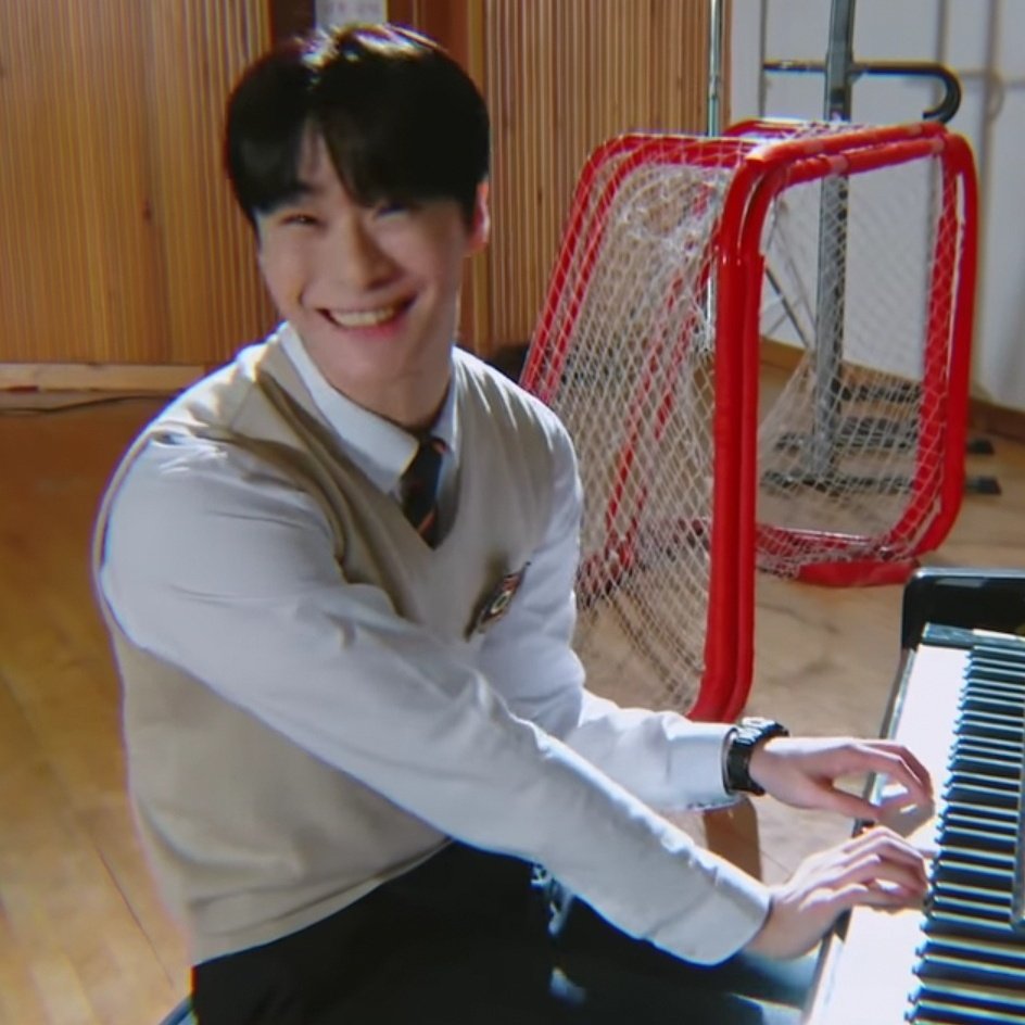 moonbinthinker's tweet photo. drop the tags to celebrate mp2's anniversary! 🙏 

MERMAID PRINCE: THE BEGINNING ANNIVERSARY 
#인어왕자_더비기닝_1주년 #뮨반 @offclASTRO https://t.co/8mIA5LtHCJ