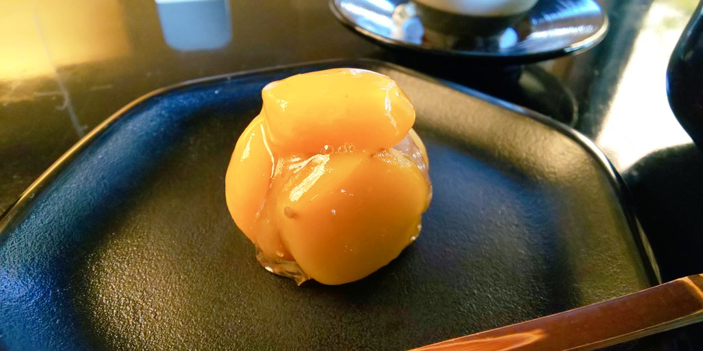 TamaQ11Q's tweet photo. 栗の街 小布施にて栗和菓子を注文
自分には勿体ないおしゃれな喫茶でした https://t.co/FfBcIXfMBv
