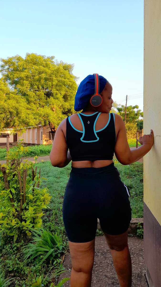 ncengwa's tweet photo. @FitnessMagazine 
#SkippingQueen #skippingrope https://t.co/STiLv1k9QN