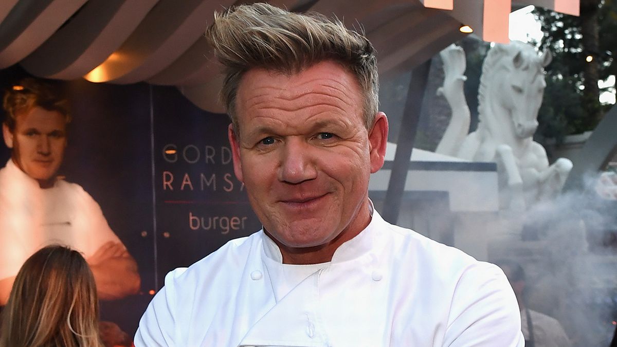 Gordon Ramsay charging £275 a head for Christmas dinner – with drinks not included

https://t.co/N8d2srPuyV https://t.co/iqkYl7bmJ8