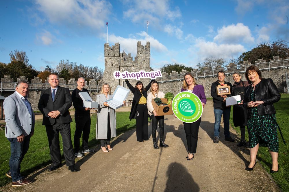 LEOFingal's tweet photo. A new campaign by #Fingal Local Enterprise Office, is asking consumers to #ShopFingal & #LookForLocal when they are shopping for products, services & experiences this Christmas!
Read at https://t.co/fg0PlvoqwZ
@Fingalcoco @LocalGovIre @AnnMarieFingal @emerogorman @OGeoghegan https://t.co/CTllq0aPvK