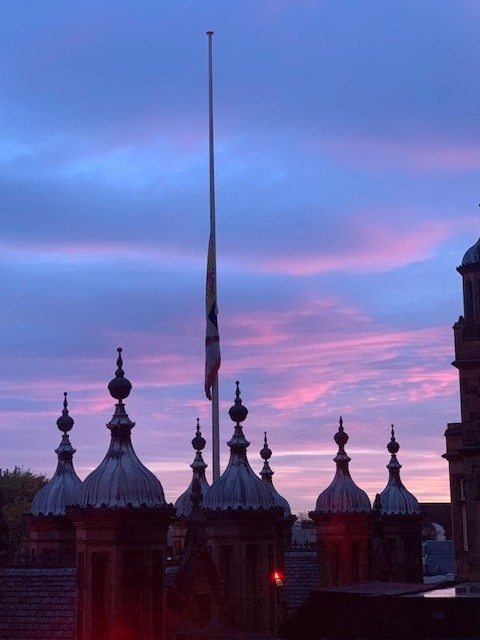 smcarchives's tweet photo. #WeWillRememberThem #lightupred2021 https://t.co/SSAyIjTH5k