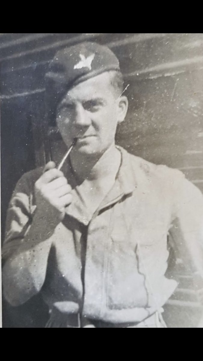 S_Woodward_'s tweet photo. #Airborne #Pegasus #paras #Arnhen #myhero #dad #grandad #RemembranceDay We should remember every day, the sacrifice made for our freedom. https://t.co/eCfKEzNdtF