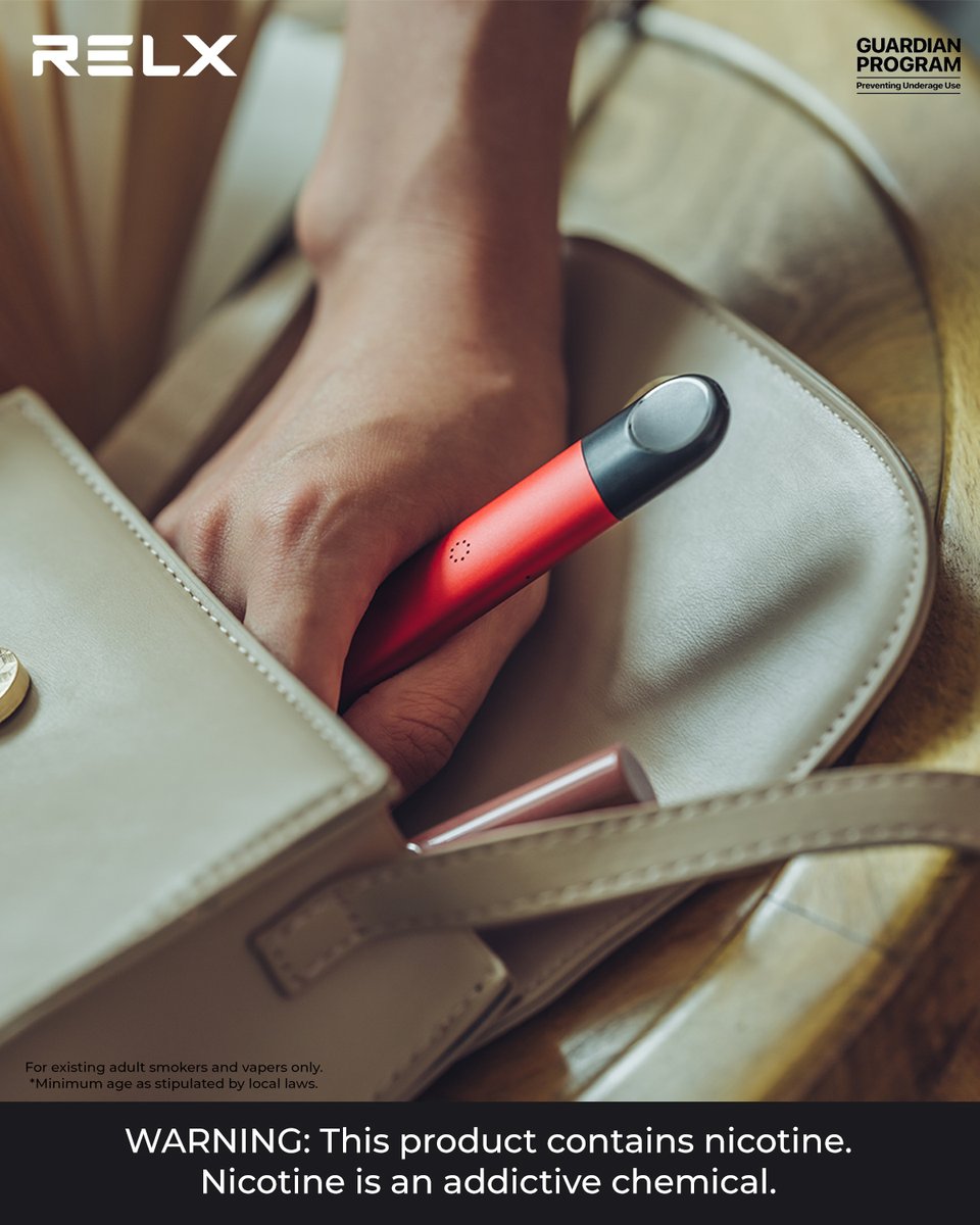 RELX_INTL's tweet photo. We can't predict what a new day will bring us...but with the RELX in your bag the day might go smoother 😉 ✨ #SwitchToSmooth

[For adult smokers and vapers only]

-----
#RELXInternational #RelaxJustRELX #RELX https://t.co/loXOnI3H1j