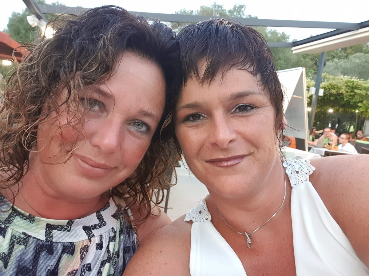 pats_75's tweet photo. Deze #leukste is vandaag jarig, hoe kan het ook anders op 11-11. Doen we haar met zijn allen even feliciteren. =lief  @buntje 👇🏻 🥳🥳 https://t.co/LDUZ2rNq4a
