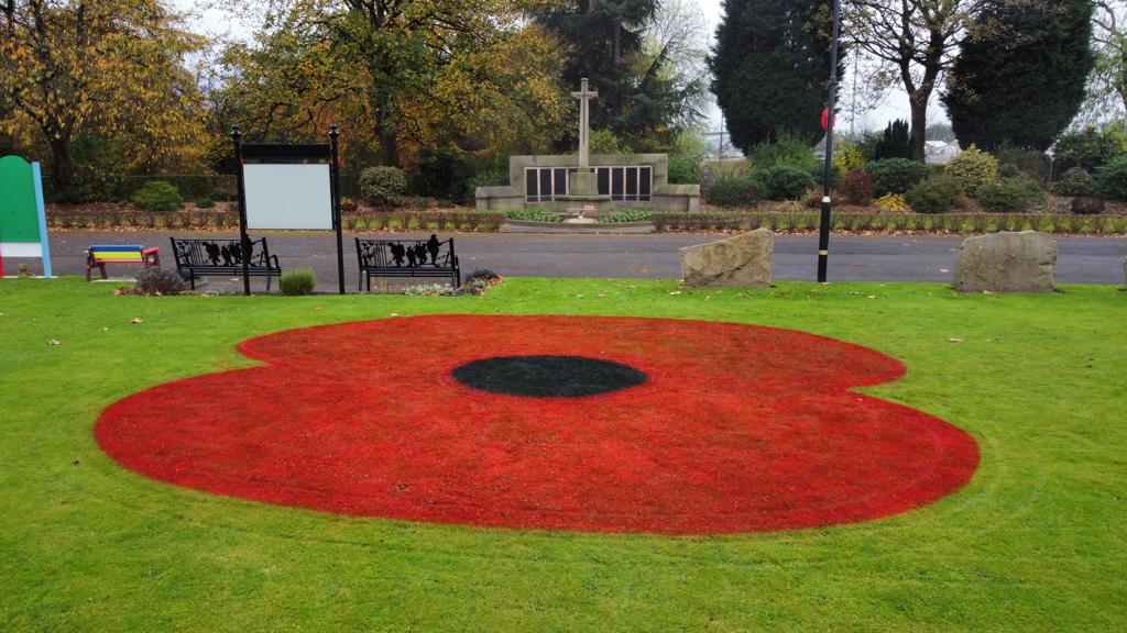 "They shall grow not old, as we that are left grow old:
Age shall not weary them, nor the years condemn.
At the going down of the sun and in the morning
We will remember them."

#RemembranceDay2021 
#PoppyAppeal 

<a href="/ManCityCouncil/">Manchester City Council</a>