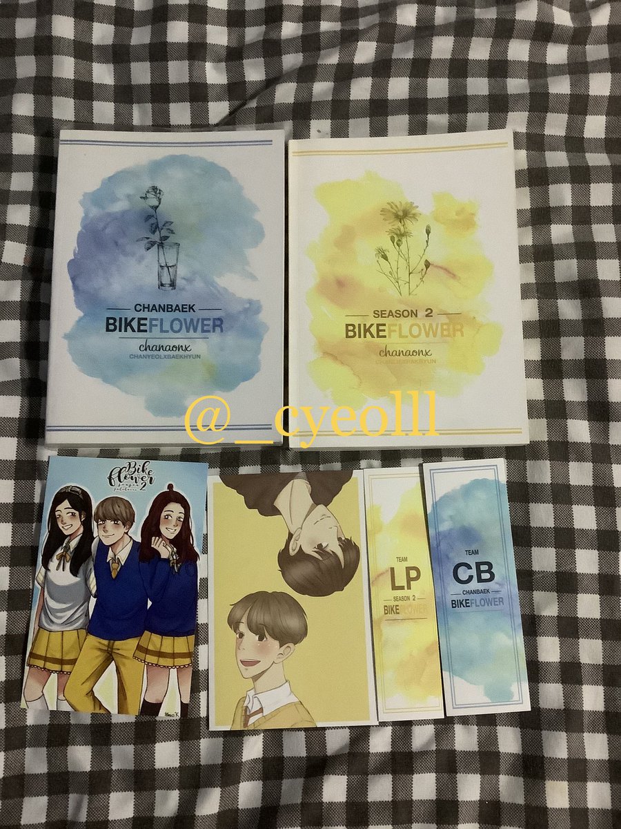_cyeolll's tweet photo. ส่งต่อ #ficbikeflower ทั้งสองซีซั่นเลยค่ะ 550รวมส่งflash ถ้าซื้อแยกเล่มละ300นะคะ ทำความสะอาดแอลกอฮอล์เรียบร้อยแล้ว มีลายเซ็นคุณไรท์กับชื่อเราหน้าแรกค่ะ #ส่งต่อฟิค #ส่งต่อนิยายมือสอง #ส่งต่อนิยาย #ขายนิยายวาย #ตลาดนัดอซ #ตลาดนัดEXO #ชานแบค #chanbaek #ชานแบคฟิค #ฟิคชานแบค #ตามหาฟิค https://t.co/Oloa5w08ih