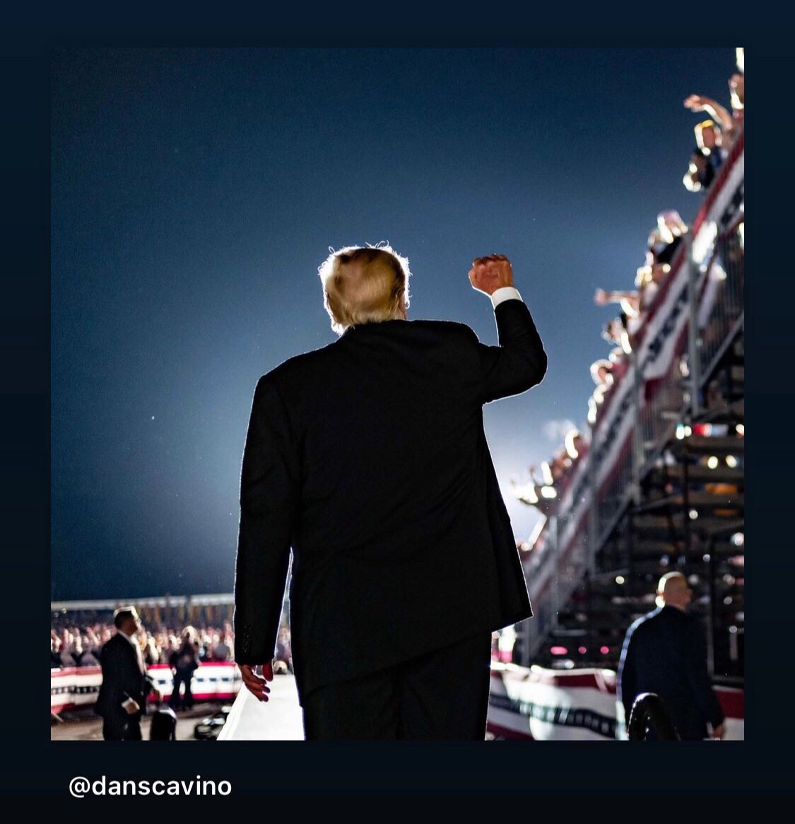 imadoodle's tweet photo. The great awakening begins #Patriots https://t.co/SREjqBkINj