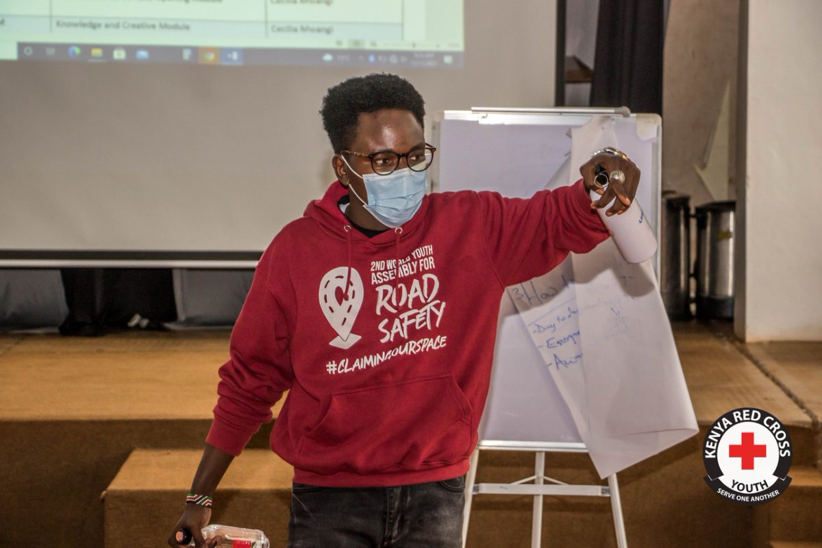 RedCrossYouthKE's tweet photo. Did you know  #RoadTrafficCrashes is the leading cause of death amongst youth aged 10-24yrs globally?
ONGOING;
Road Safety training for #YOURedRoadSafety ambassadors at @nairobibranch in partnership with @ClaiminOurSpace and @grspartnership 
#ClaimingOurSpace https://t.co/GFLM7SgIKm