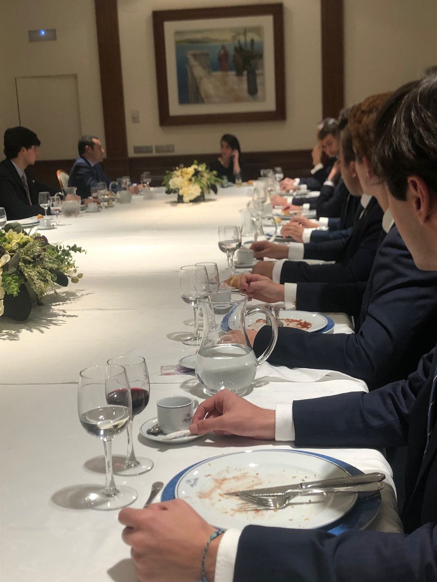 Macarena Olona tweet media