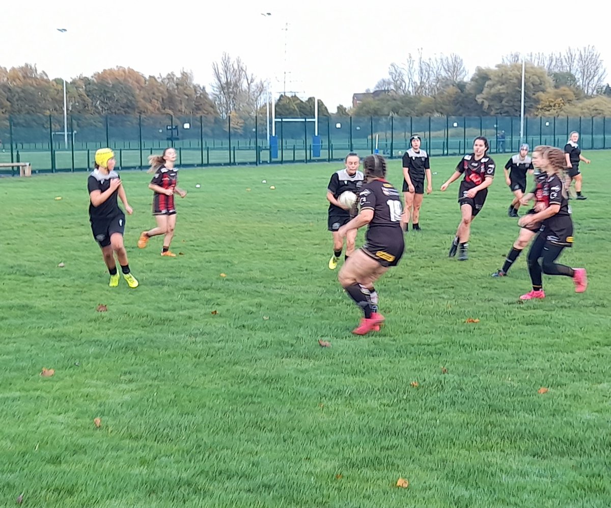 Cronton_COSE's tweet photo. Big win for our girls rugby team yesterday beating both Warrington Wolves A &amp; B team in a Tri-Series game! Well done girls! @crontoncoll https://t.co/DbMhPoq0w3