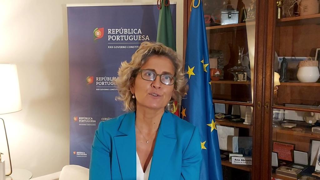 coesao_pt's tweet photo. Nas Jornadas de Inovação da #INOVSEA, elogiamos esta rede de territórios, empresas e conhecimento criada para capacitar atores da economia do #mar. Uma iniciativa da #ACIFF e da #AEVC fundamental para aproveitarmos melhor as oportunidades do #PRR e #PT2030 neste domínio. https://t.co/8TBMrqvuf6